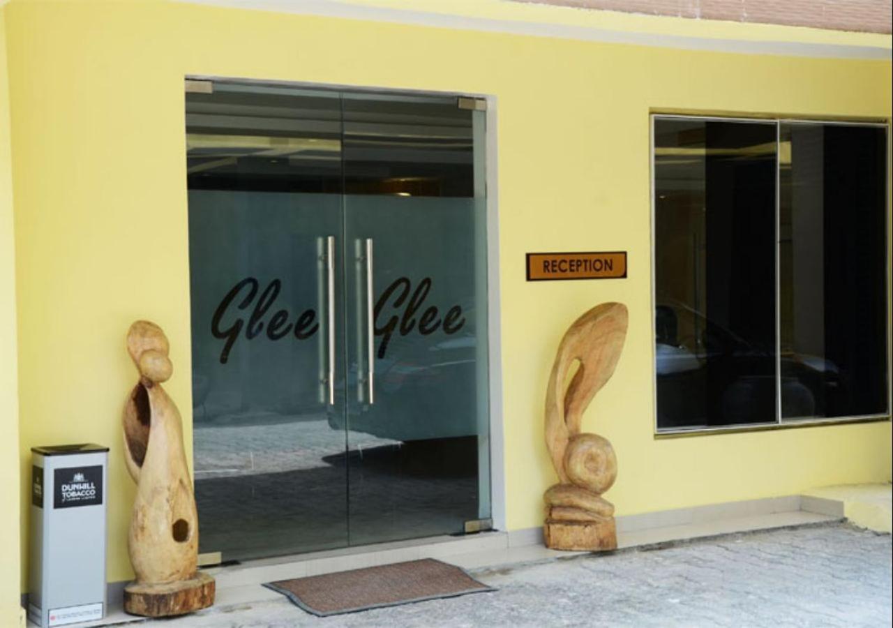 Glee Hotel Aliayabiagba エクステリア 写真